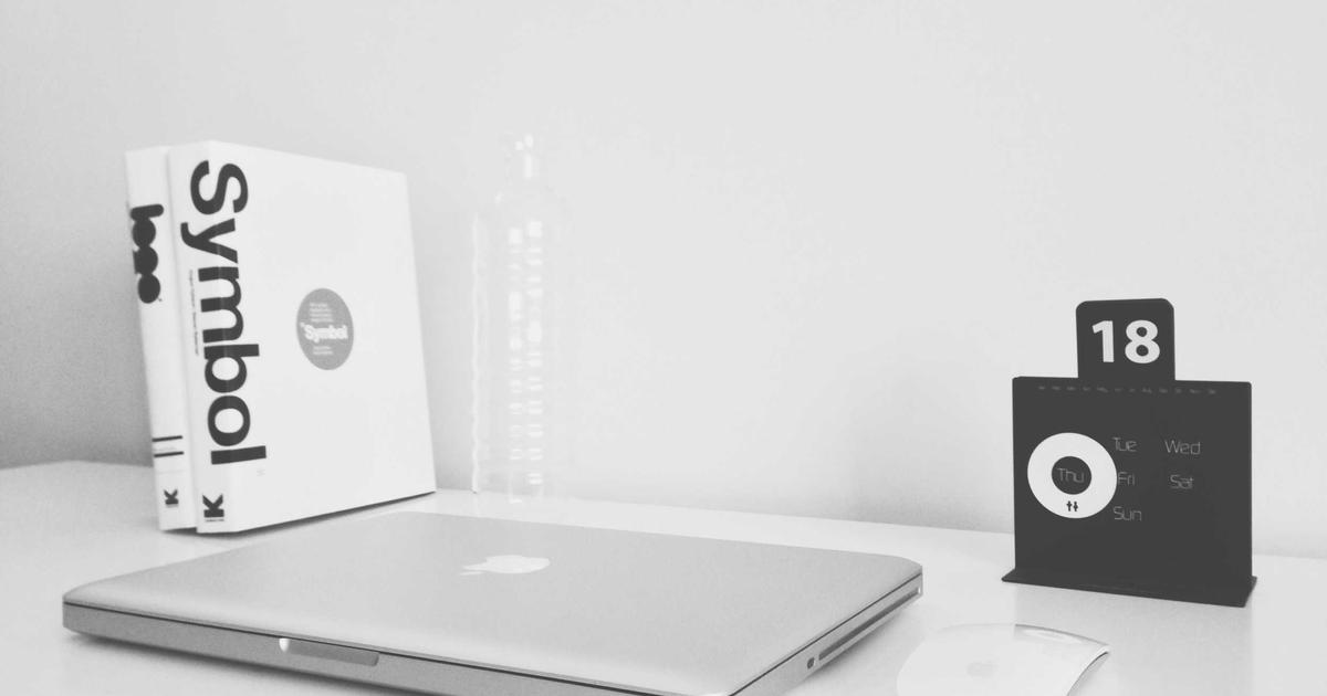 Analytics-Dashboard mit Performance-Metriken und Graphen