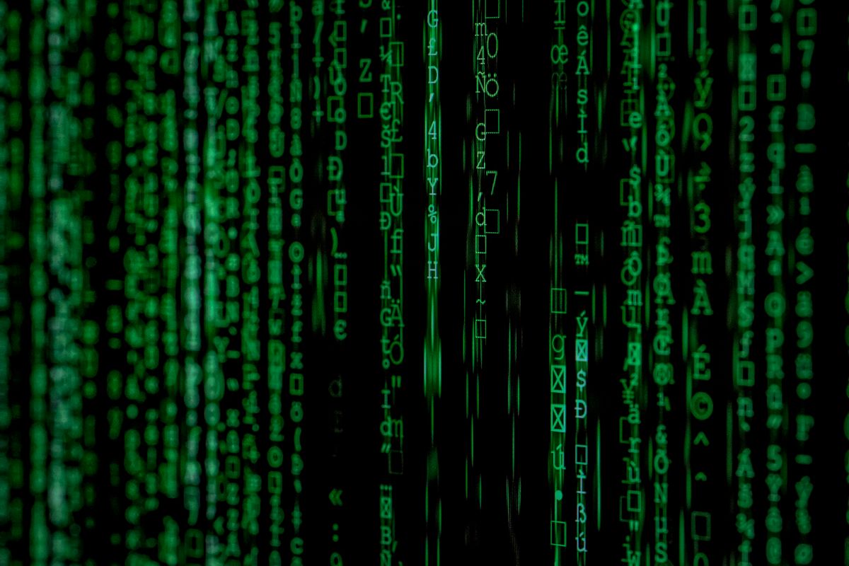 Code und digitale Sicherheit – Symbolbild für Post-Quanten-Kryptographie (Bild: Pexels / Lukas)