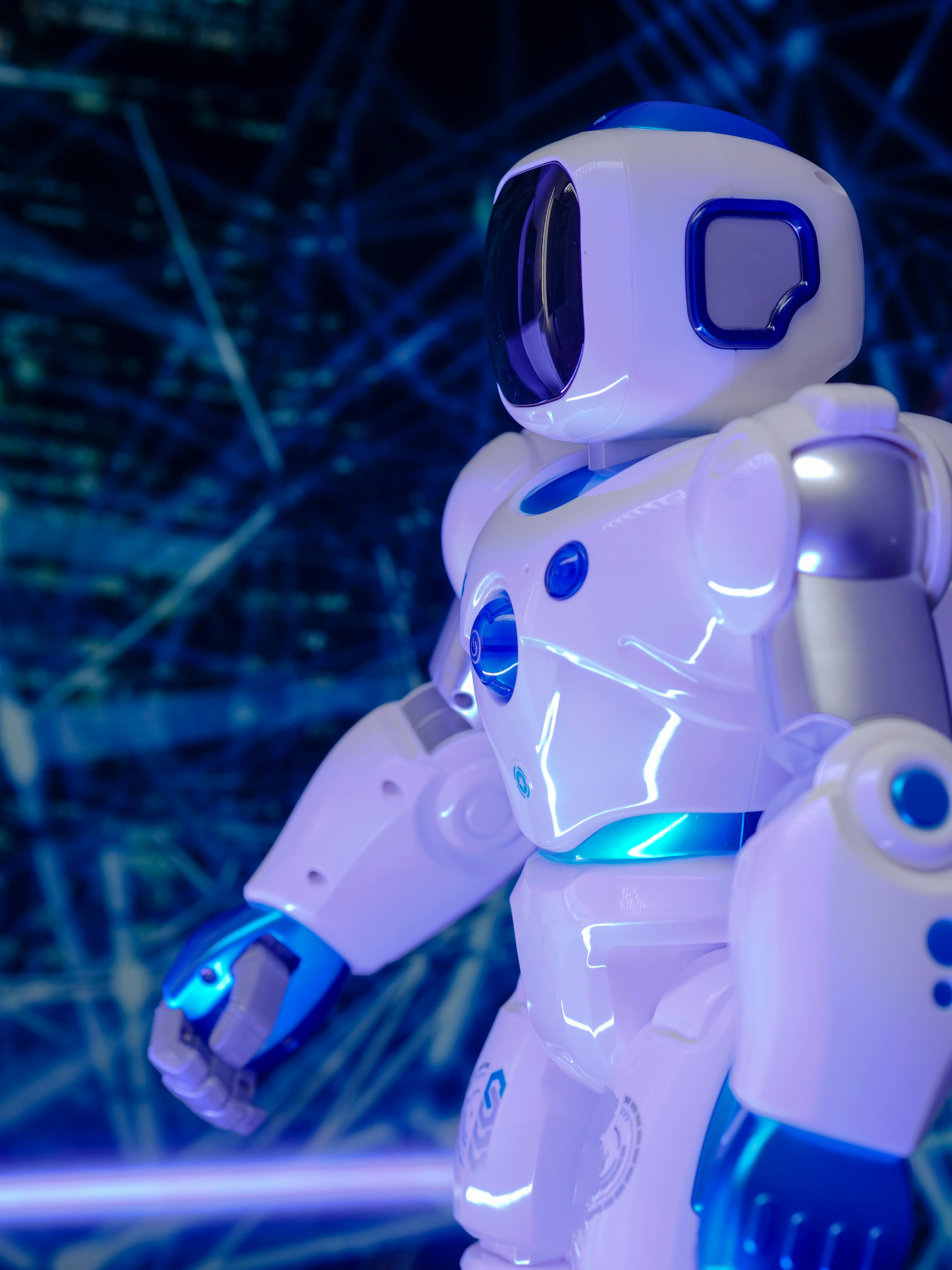 Symbolbild Humanoider Roboter und KI. Quelle: Pexels (frei nutzbar).