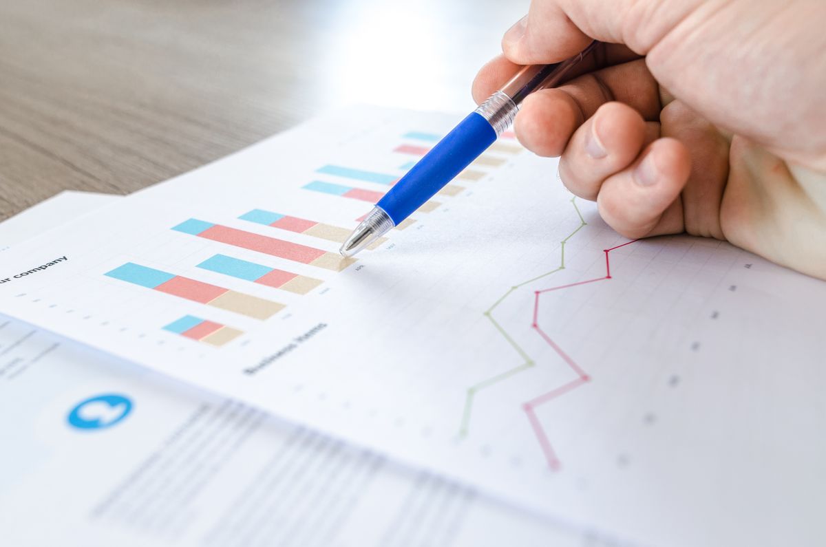 Analytik und Datenvisualisierung – Symbolbild für Incident-Metriken und On-Call-Auswertung (Bild: Pexels / Lukas)